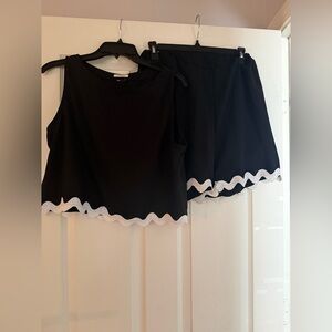 Sunday Black and White Ric Rac Set